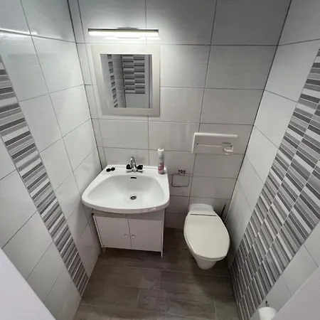 Apartment White Rose In Kulmhof