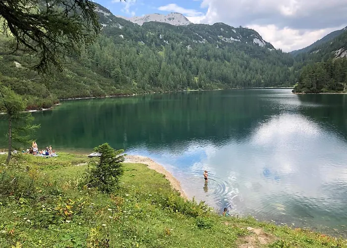 White Rose In Kulmhof توبليتز
