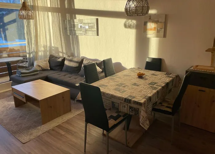 White Rose In Kulmhof * توبليتز